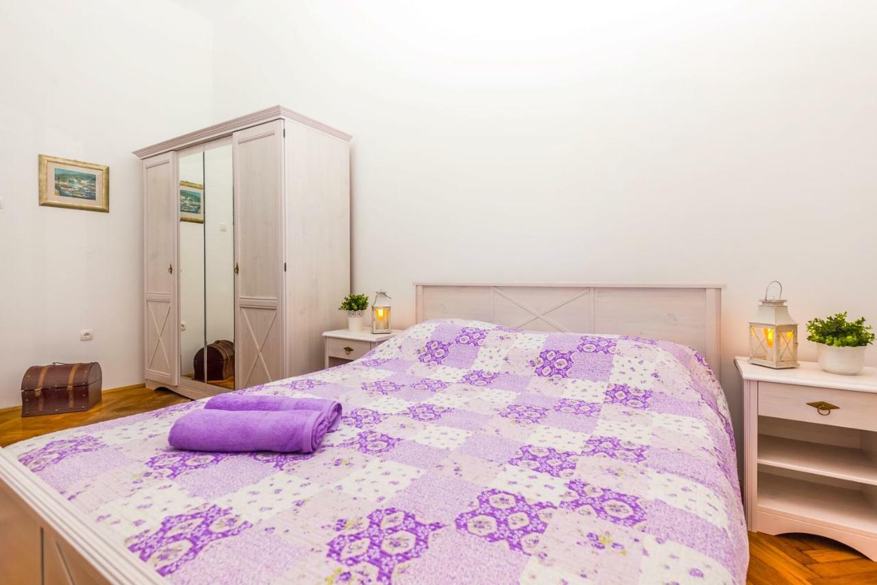 Conty Apartment غييكا المظهر الخارجي الصورة