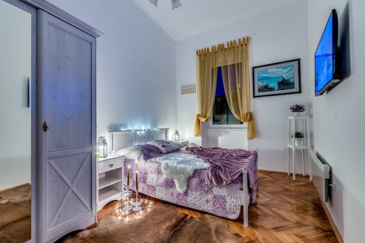Conty Apartment غييكا المظهر الخارجي الصورة